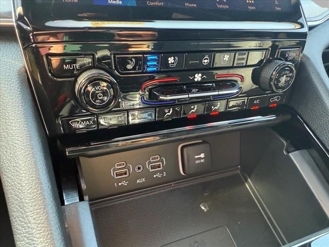 new 2025 Jeep Grand Cherokee car, priced at $56,734