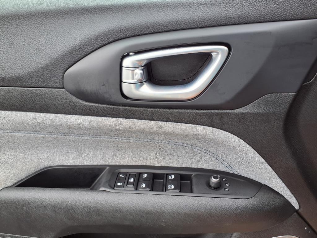 used 2023 Jeep Compass car, priced at $21,615