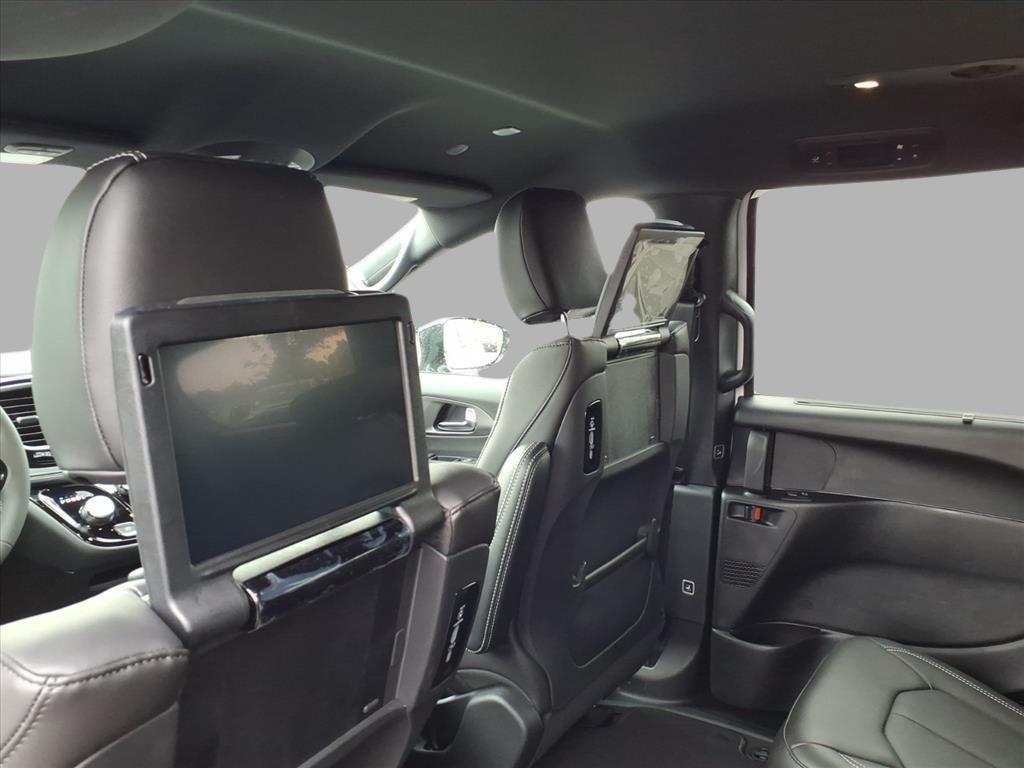 new 2026 Chrysler Pacifica car, priced at $43,194