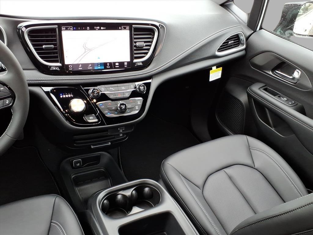new 2026 Chrysler Pacifica car, priced at $43,194