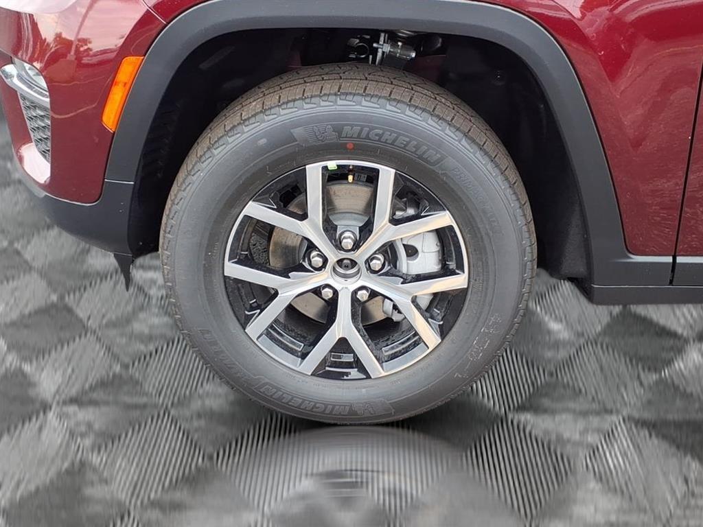 new 2025 Jeep Grand Cherokee car, priced at $42,309