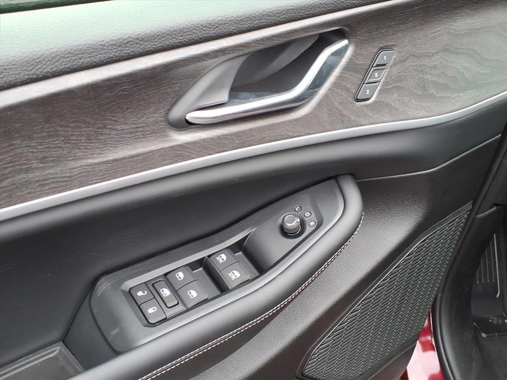 new 2025 Jeep Grand Cherokee car, priced at $42,309