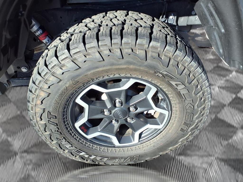 used 2021 Jeep Gladiator car, priced at $38,841