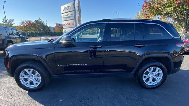 used 2023 Jeep Grand Cherokee car, priced at $32,995