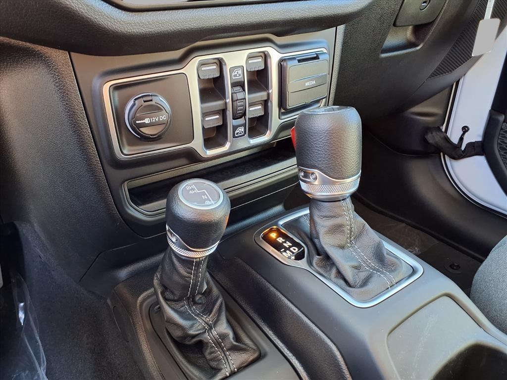 new 2026 Jeep Wrangler car, priced at $41,065