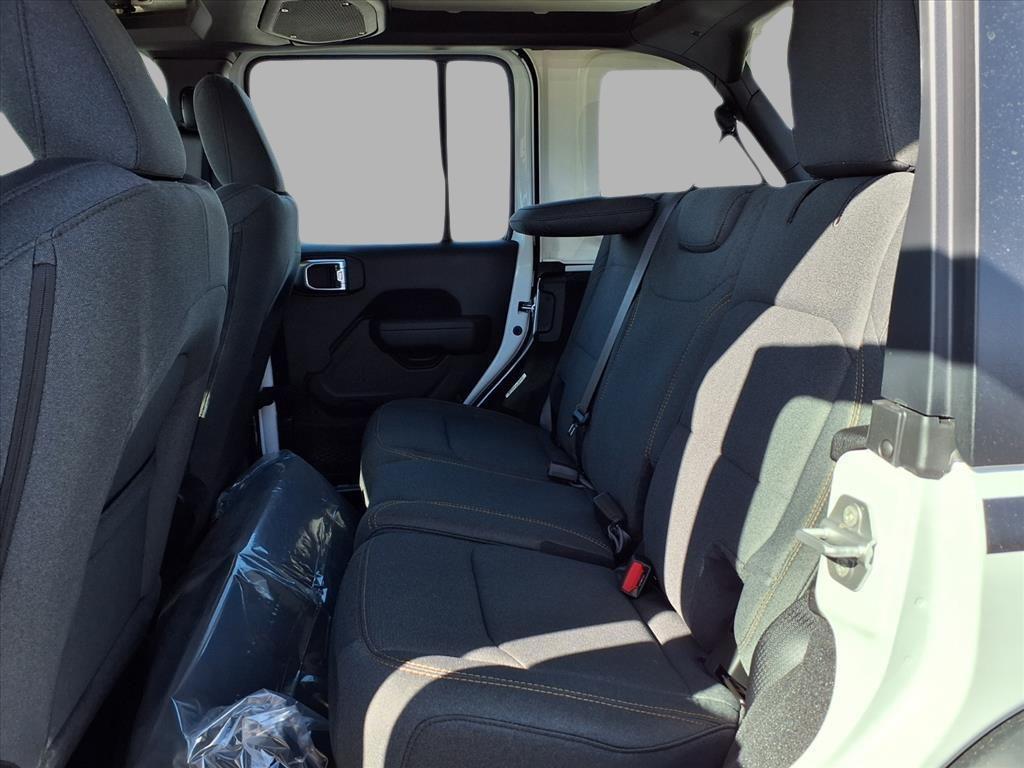 new 2026 Jeep Wrangler car, priced at $41,065