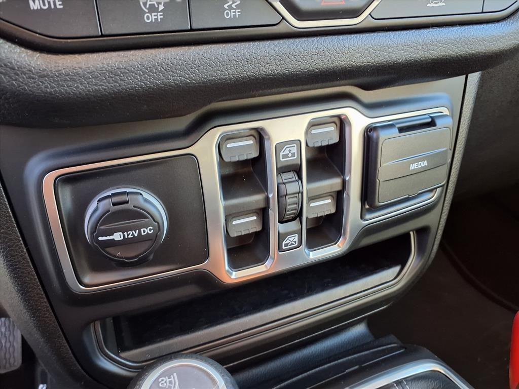 new 2026 Jeep Wrangler car, priced at $41,065