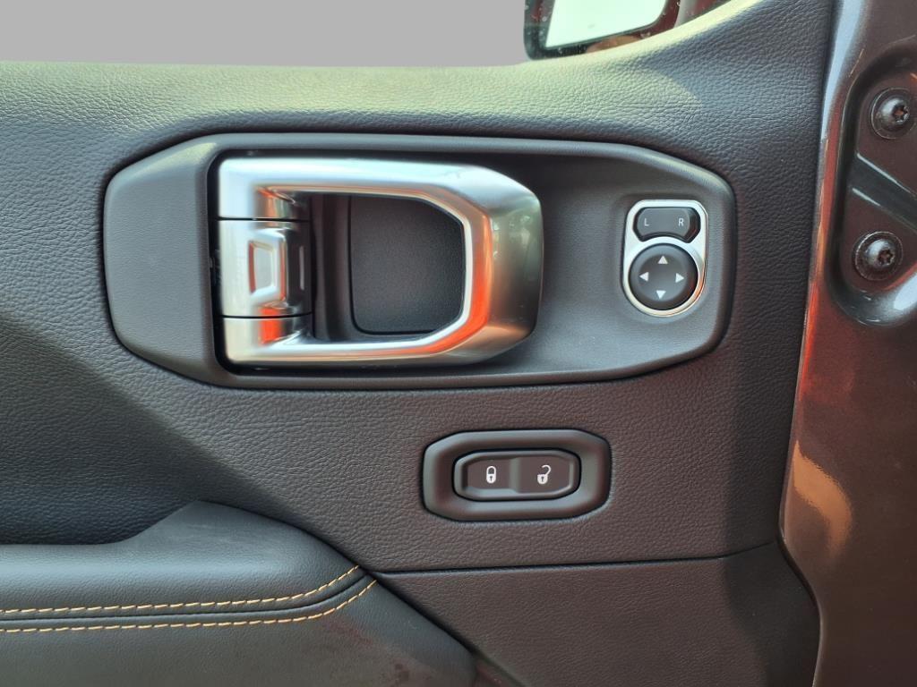 new 2025 Jeep Gladiator car, priced at $43,474