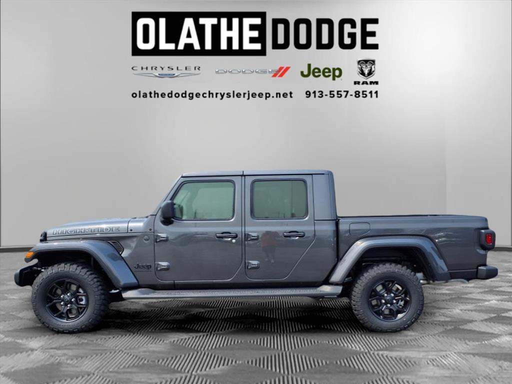 new 2025 Jeep Gladiator car, priced at $43,474
