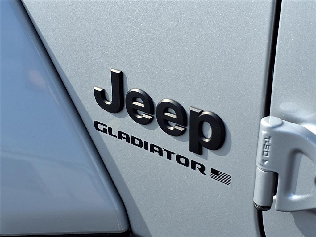used 2023 Jeep Gladiator car, priced at $34,680