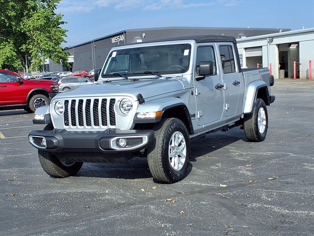 used 2023 Jeep Gladiator car, priced at $34,680