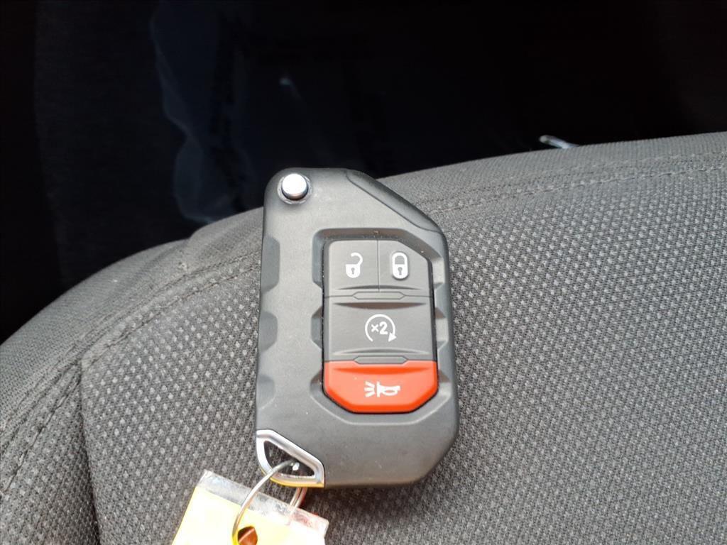 used 2023 Jeep Gladiator car, priced at $34,680