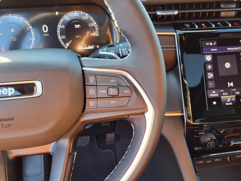 new 2025 Jeep Grand Cherokee car, priced at $42,609