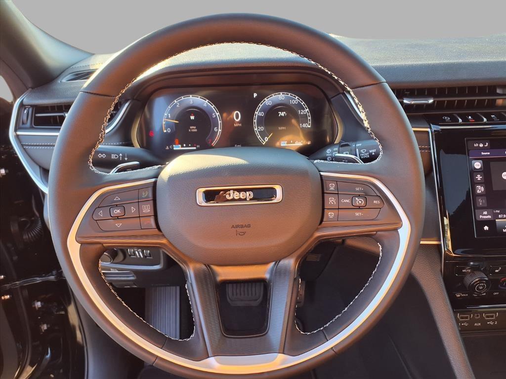 new 2025 Jeep Grand Cherokee car, priced at $42,609