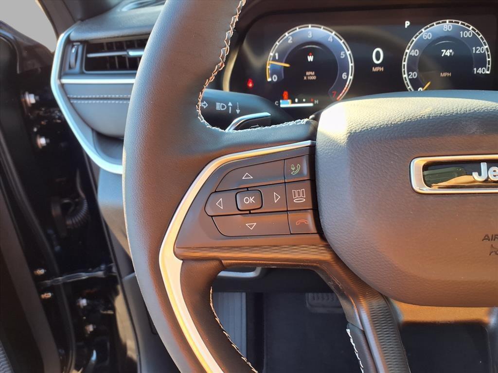 new 2025 Jeep Grand Cherokee car, priced at $42,609