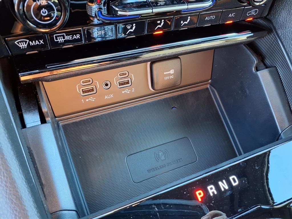 new 2025 Jeep Grand Cherokee car, priced at $42,609