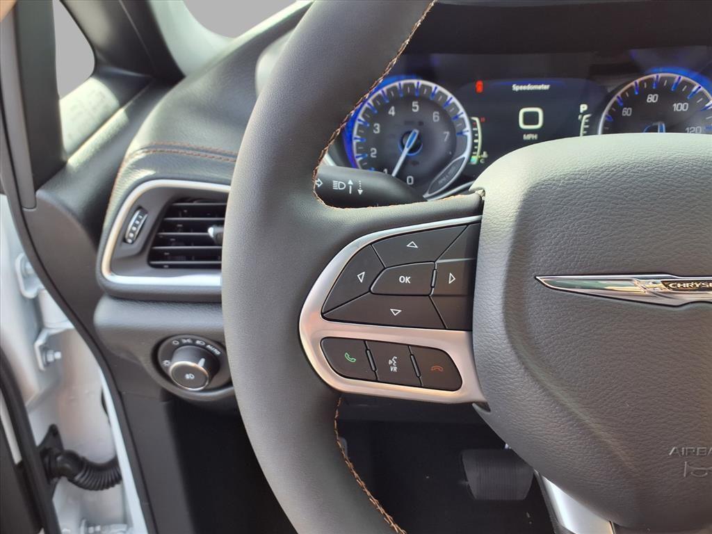 new 2026 Chrysler Pacifica car, priced at $49,471