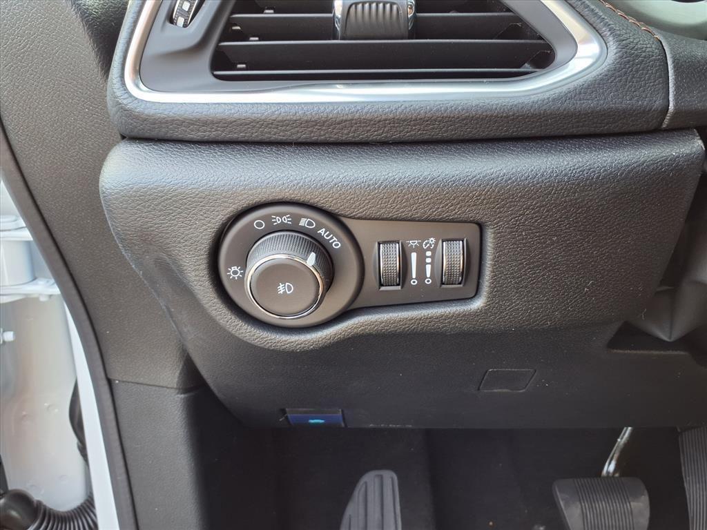 new 2026 Chrysler Pacifica car, priced at $49,471