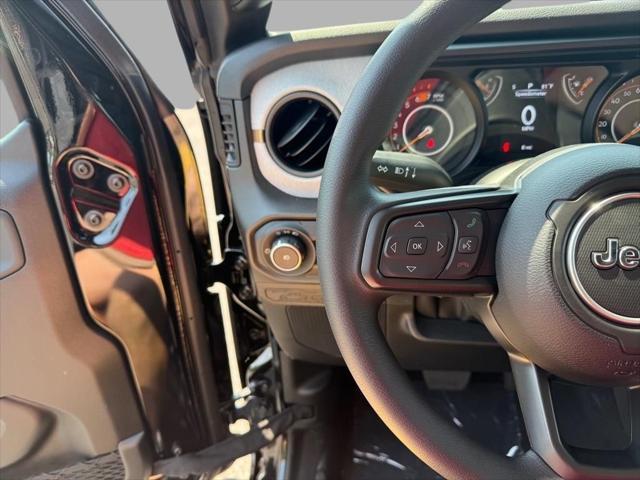 new 2025 Jeep Wrangler car, priced at $38,999