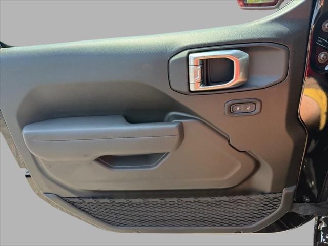 new 2025 Jeep Wrangler car, priced at $38,999