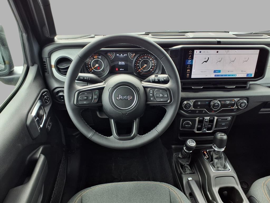 new 2025 Jeep Wrangler car, priced at $39,709