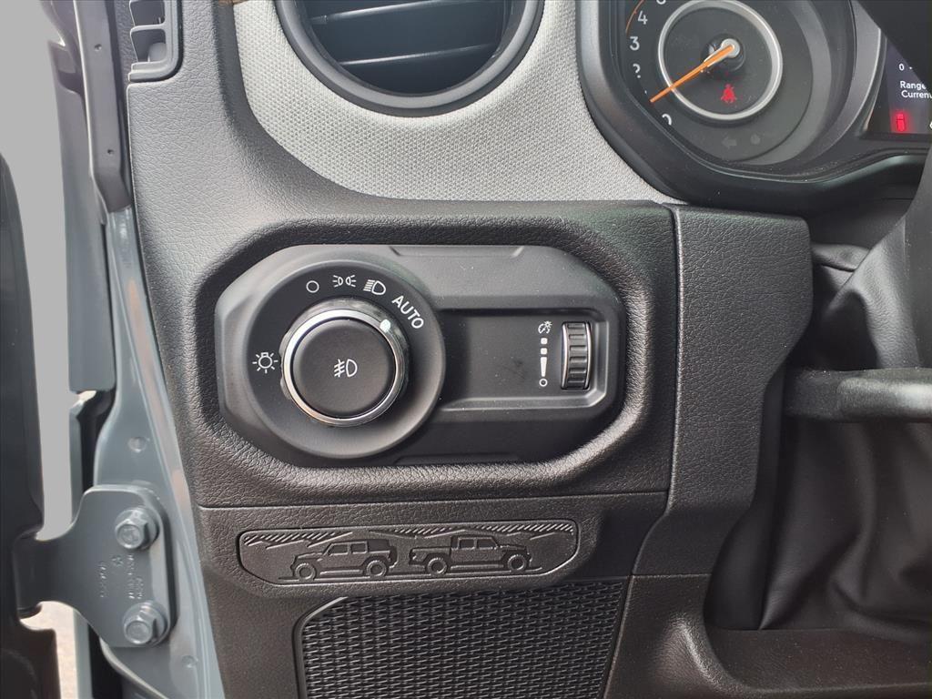 new 2025 Jeep Wrangler car, priced at $39,709