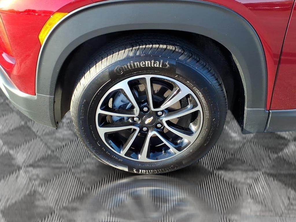 used 2025 Chevrolet TrailBlazer car, priced at $22,151