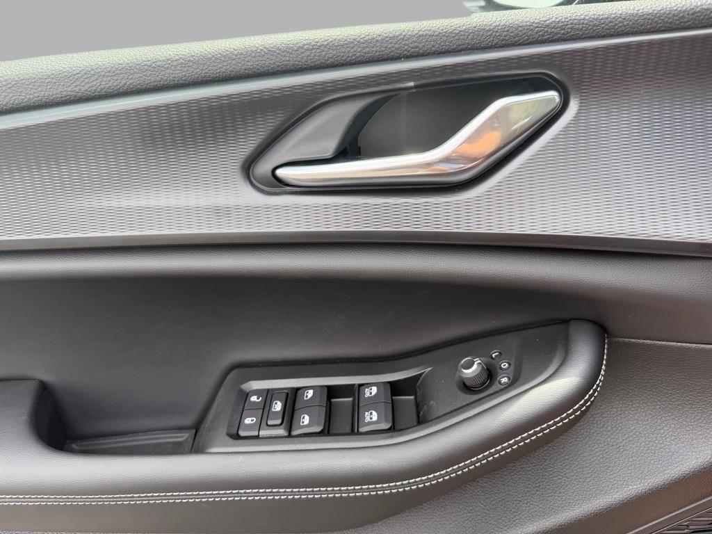 new 2025 Jeep Grand Cherokee L car, priced at $42,719