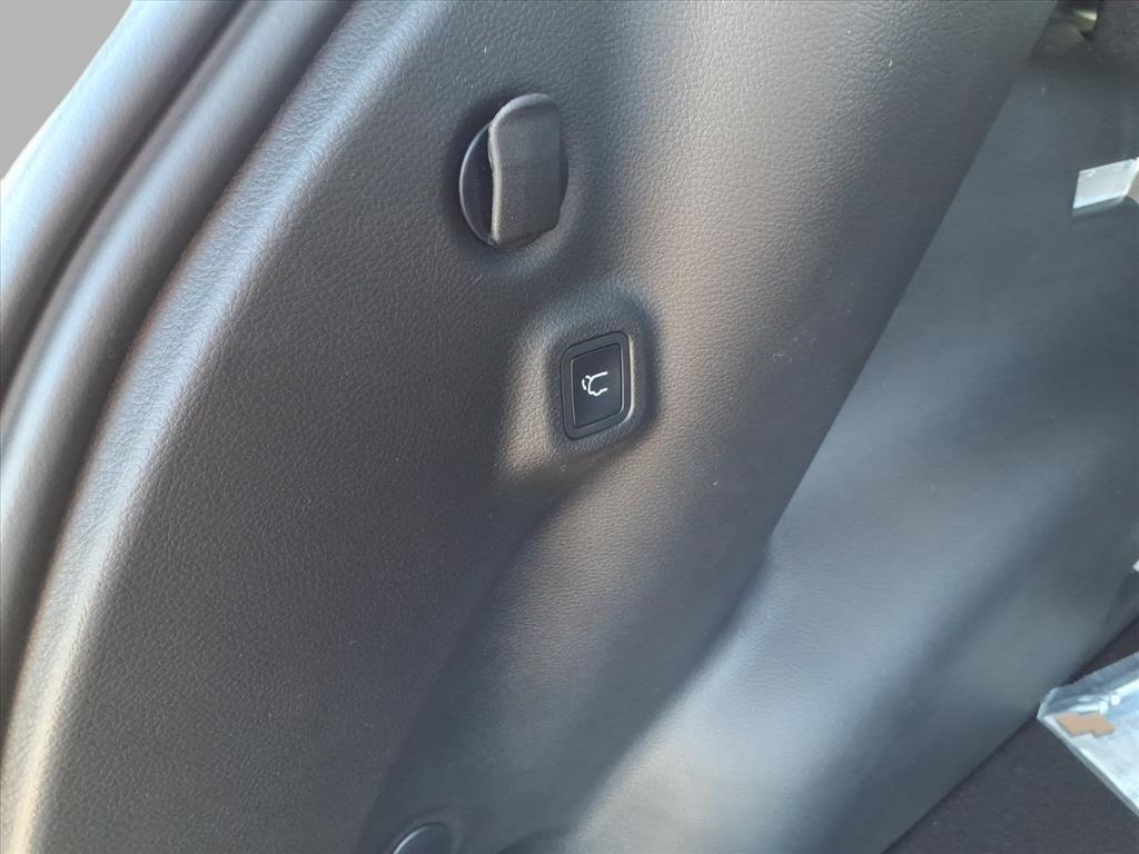 new 2026 Jeep Compass car, priced at $30,929