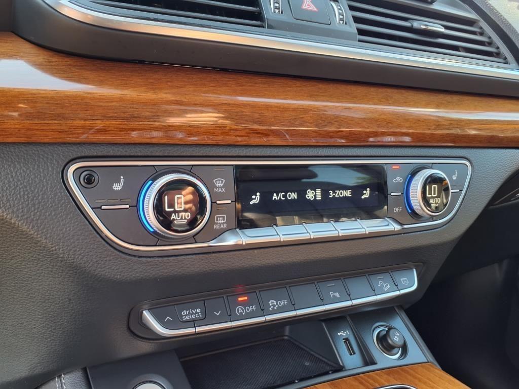 used 2022 Audi Q5 car, priced at $28,770
