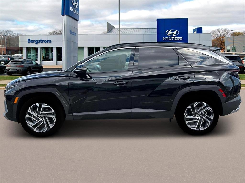 new 2025 Hyundai TUCSON Hybrid car, priced at $41,492