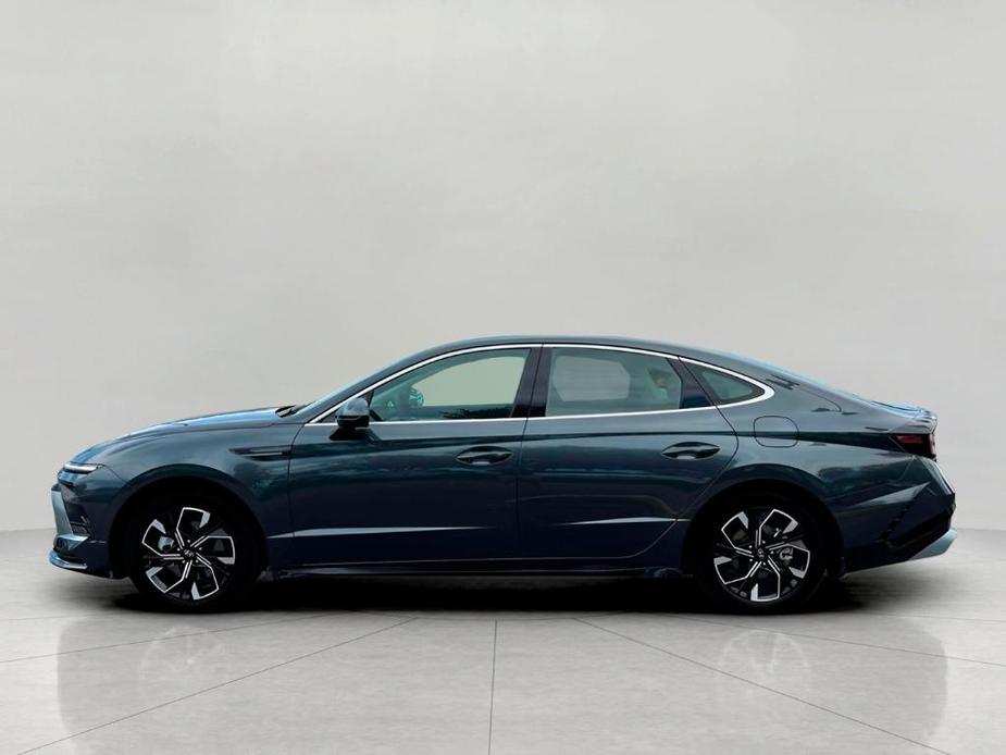 new 2024 Hyundai Sonata car, priced at $28,891