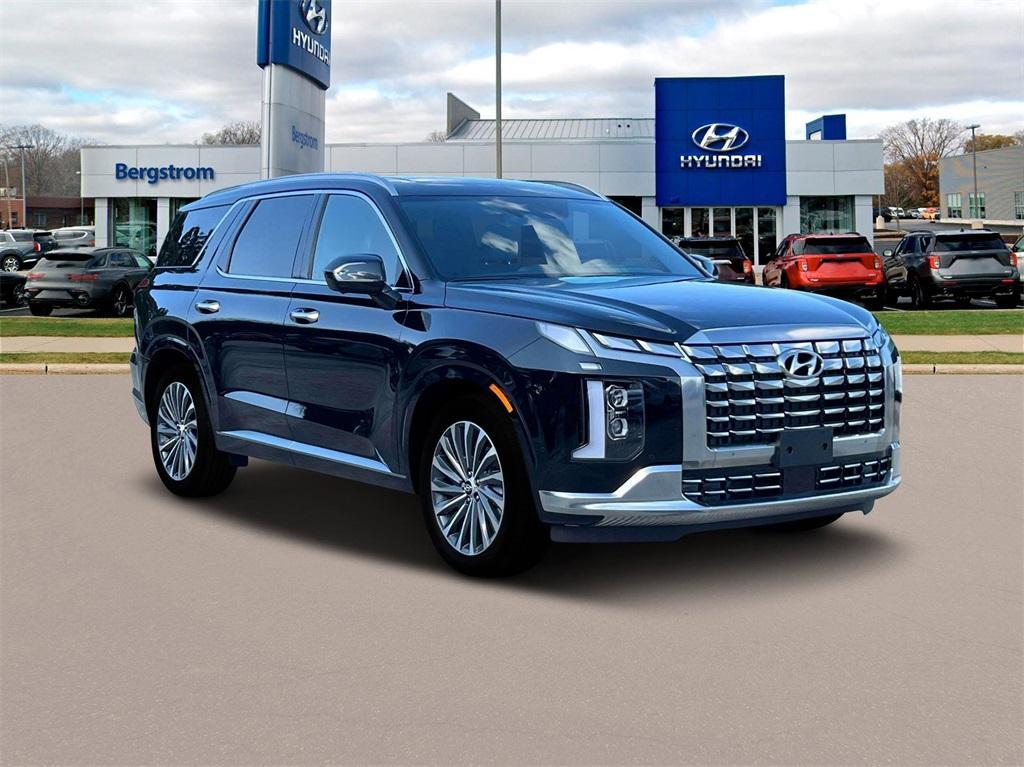 new 2025 Hyundai Palisade car, priced at $52,681