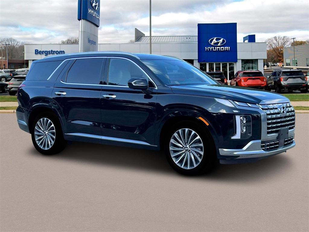 new 2025 Hyundai Palisade car, priced at $52,681