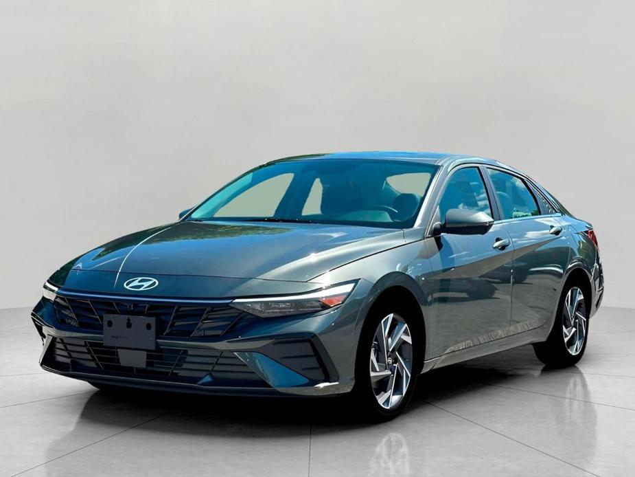 new 2025 Hyundai Elantra car, priced at $26,591