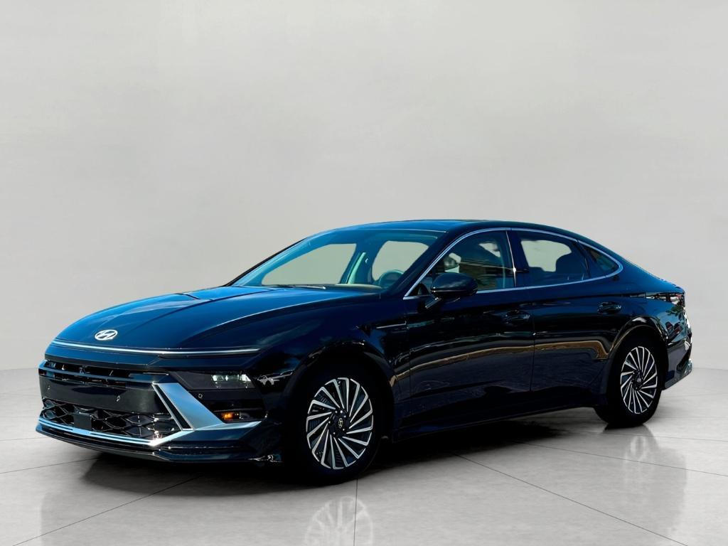 new 2025 Hyundai Sonata Hybrid car, priced at $37,502