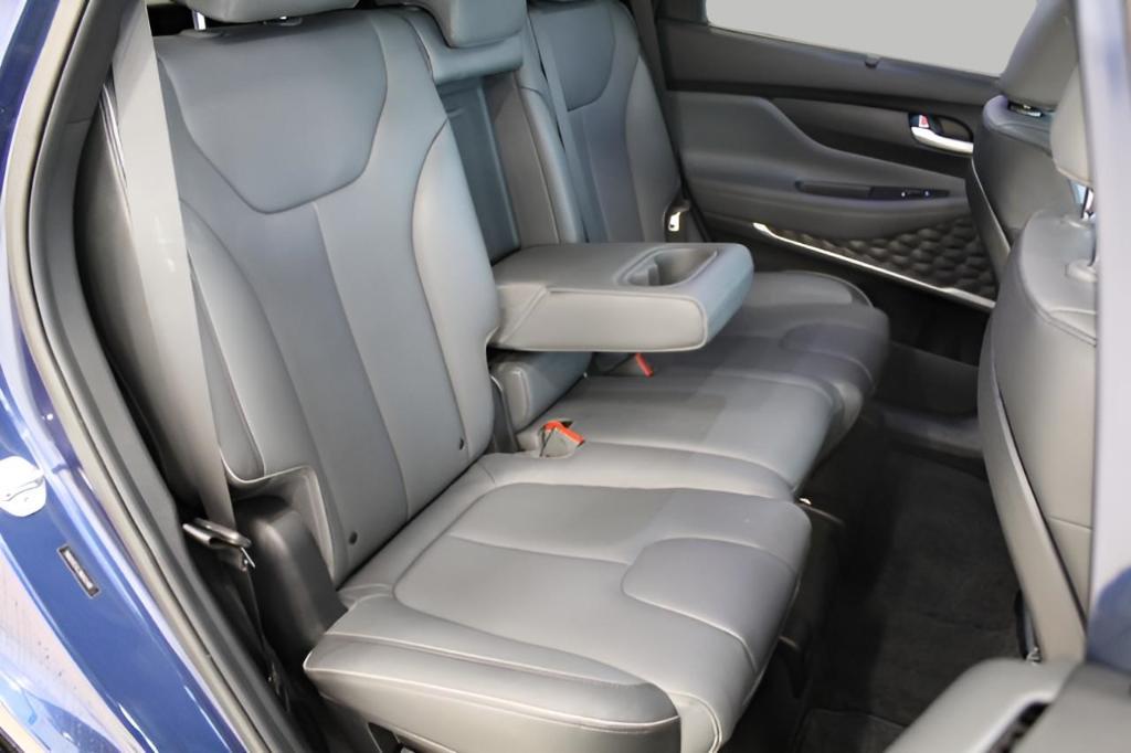 used 2022 Hyundai Santa Fe car, priced at $27,991