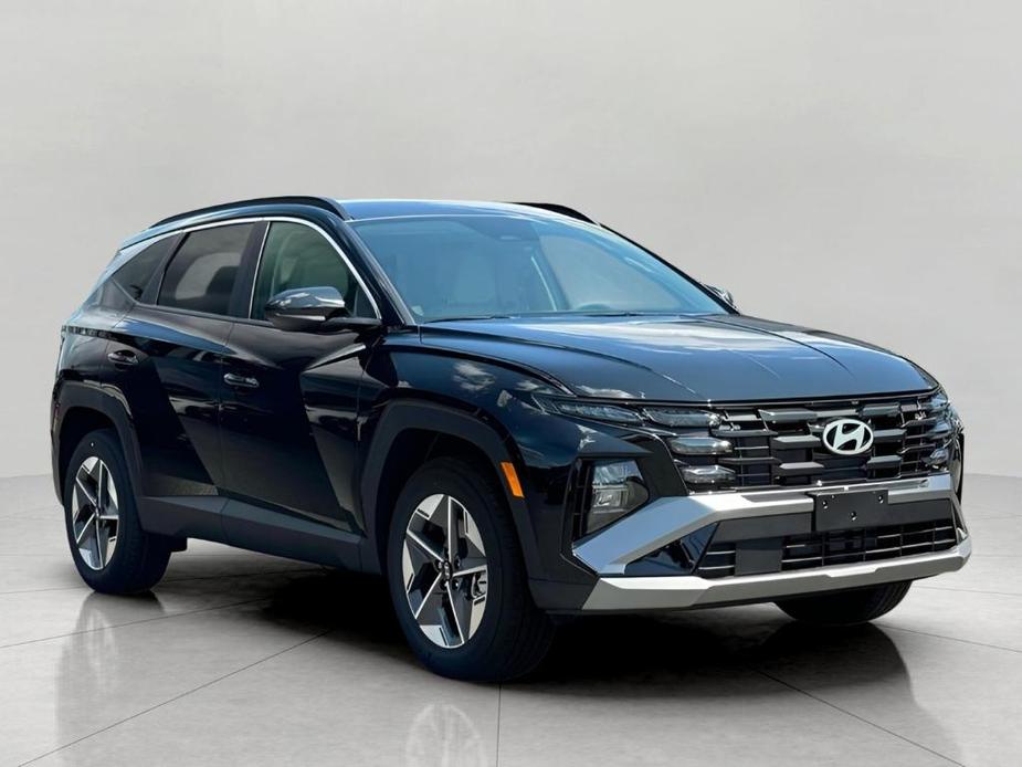 new 2025 Hyundai Tucson car, priced at $32,251