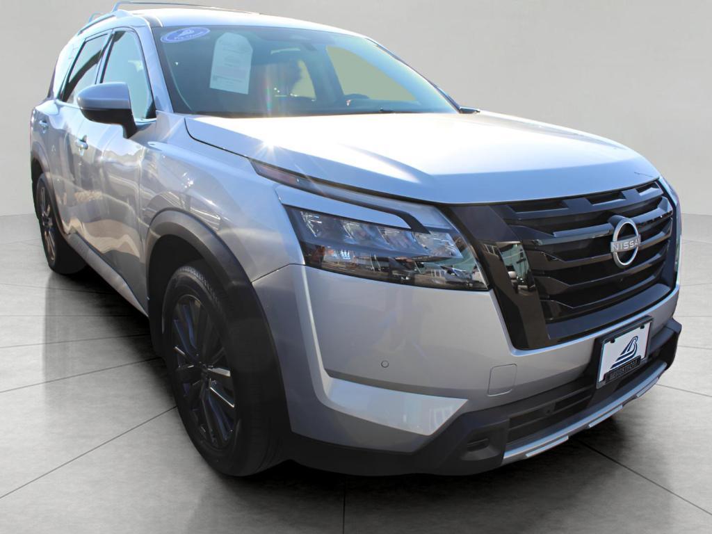 used 2025 Nissan Pathfinder car, priced at $37,960