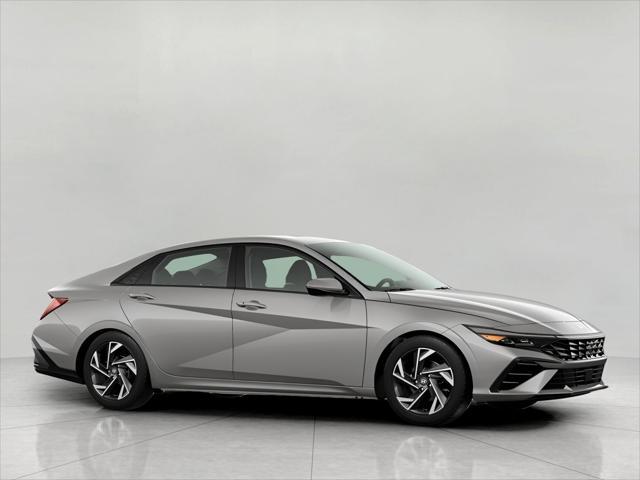 new 2024 Hyundai Elantra car, priced at $26,014