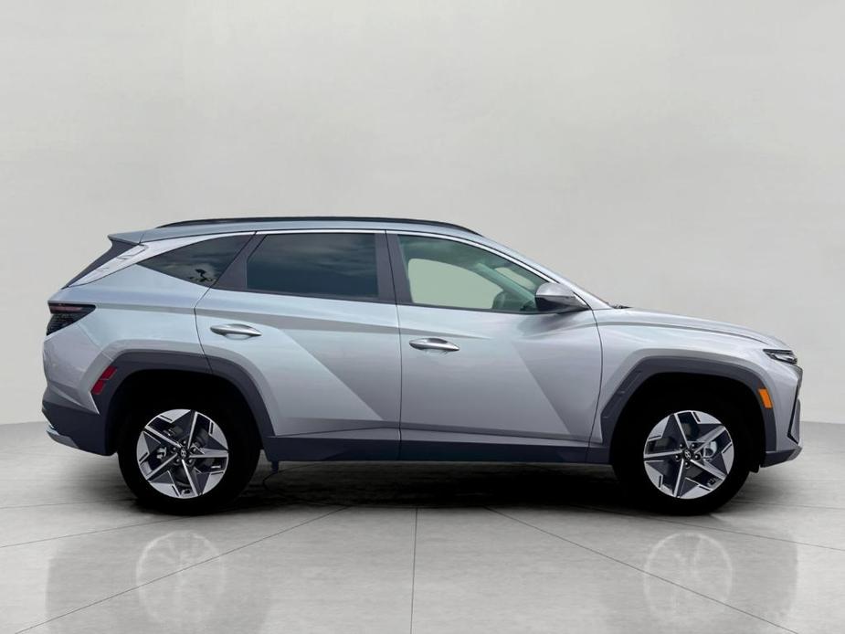 new 2025 Hyundai Tucson Hybrid car, priced at $36,301