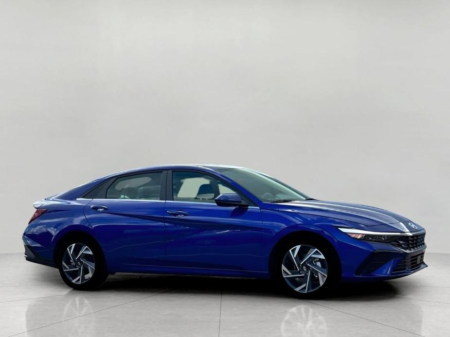 new 2025 Hyundai Elantra car, priced at $25,471