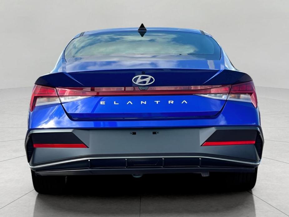 new 2025 Hyundai Elantra car, priced at $25,471