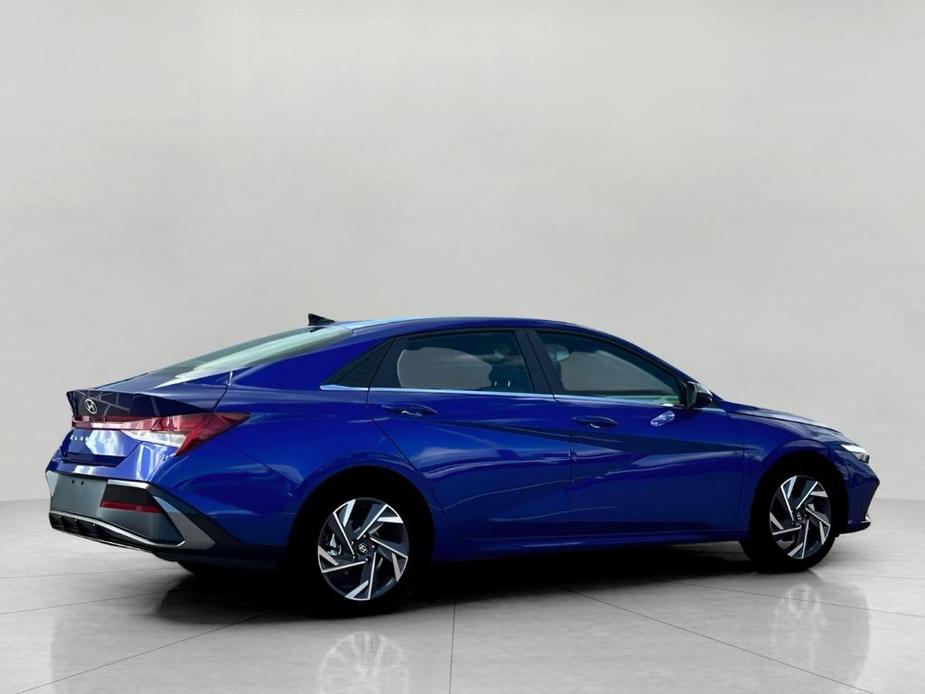 new 2025 Hyundai Elantra car, priced at $25,471