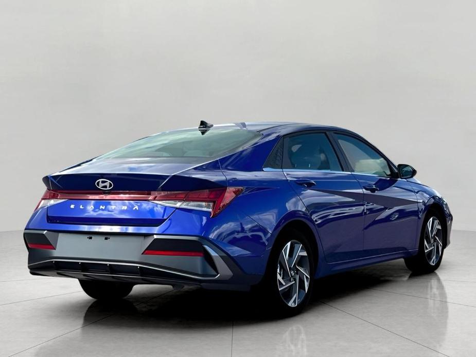 new 2025 Hyundai Elantra car, priced at $25,471