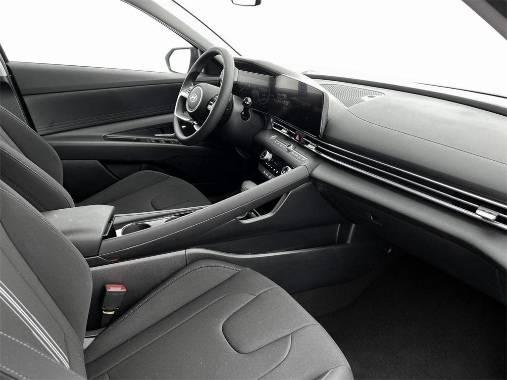 new 2025 Hyundai ELANTRA HEV car, priced at $24,904