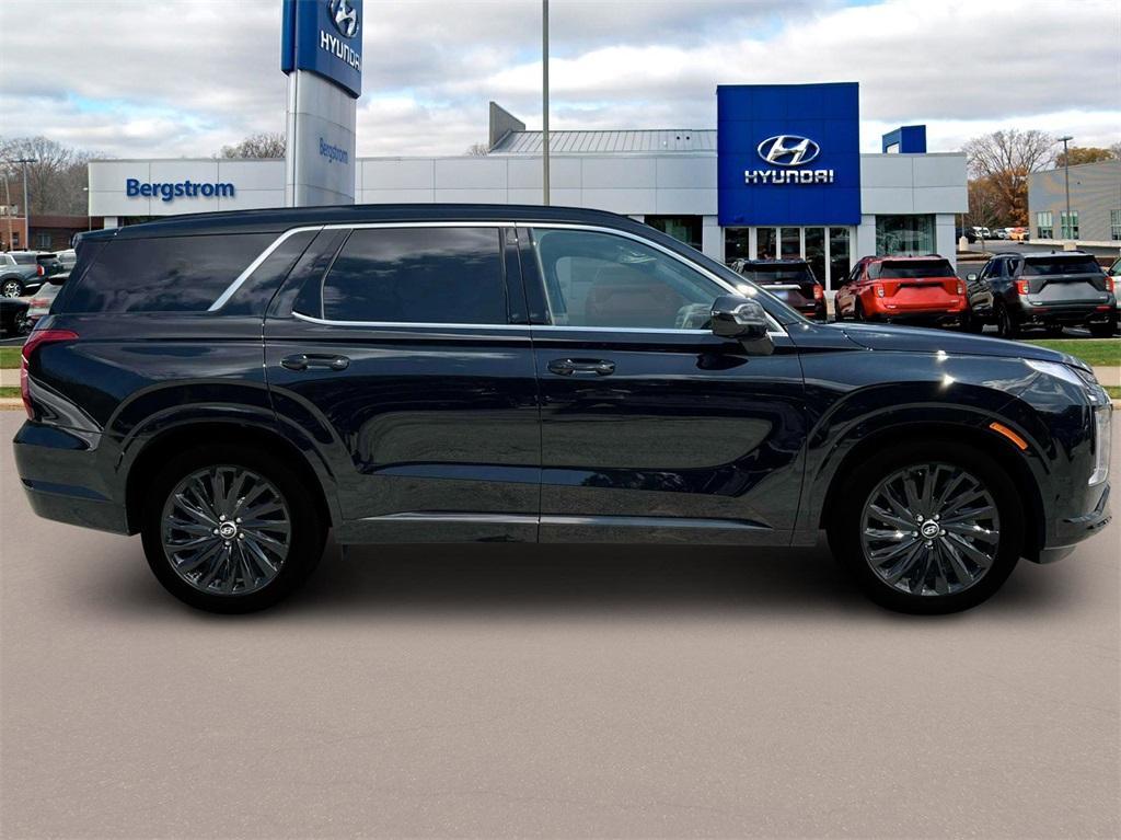 new 2025 Hyundai Palisade car, priced at $53,721