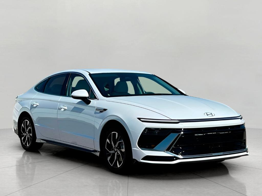 new 2025 Hyundai Sonata car, priced at $29,322