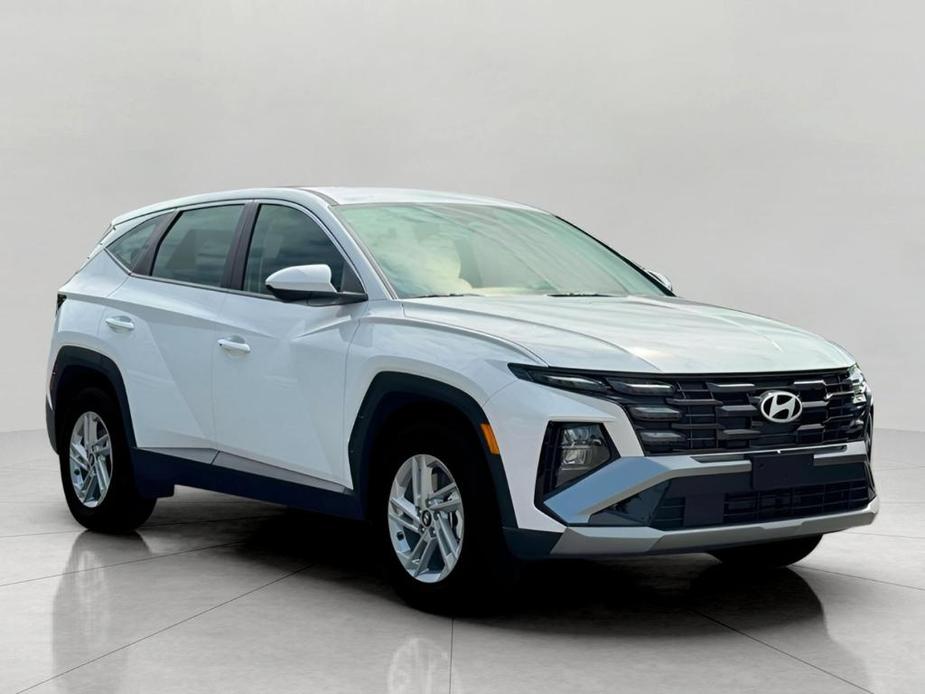 new 2025 Hyundai Tucson car, priced at $30,621