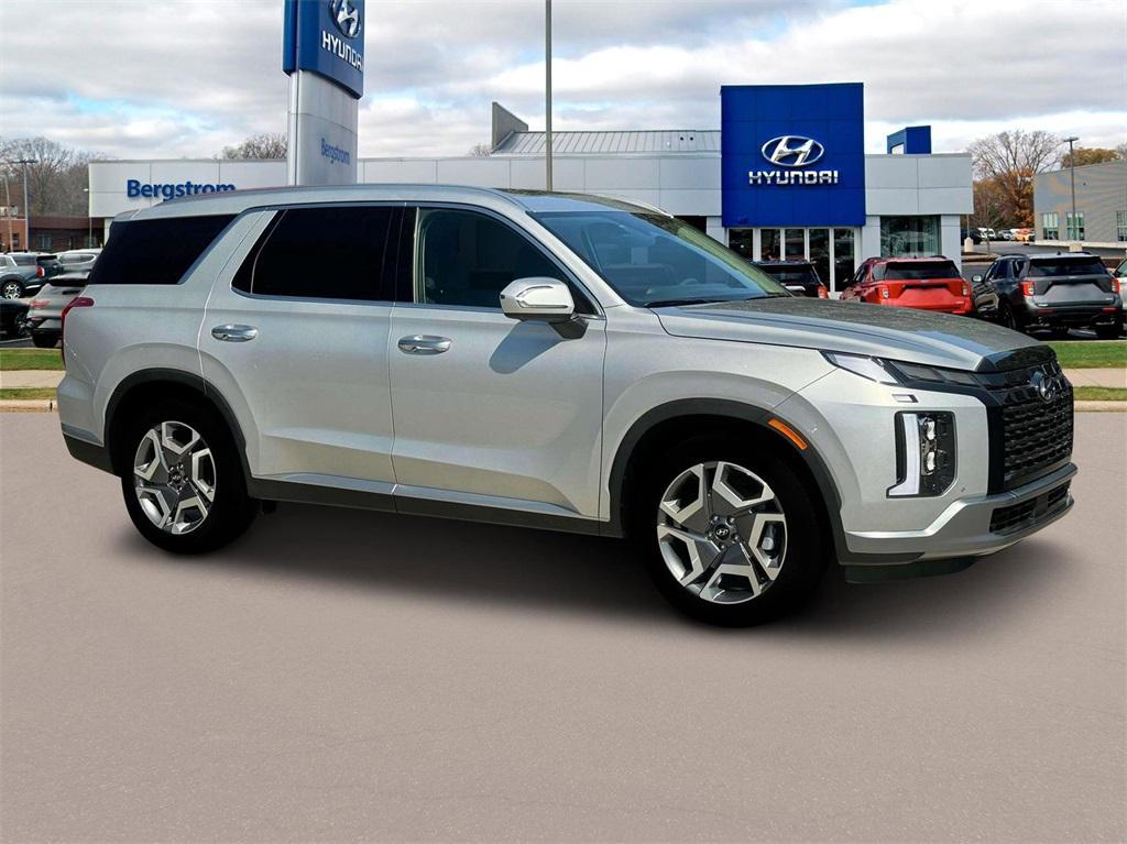 new 2025 Hyundai Palisade car, priced at $46,051